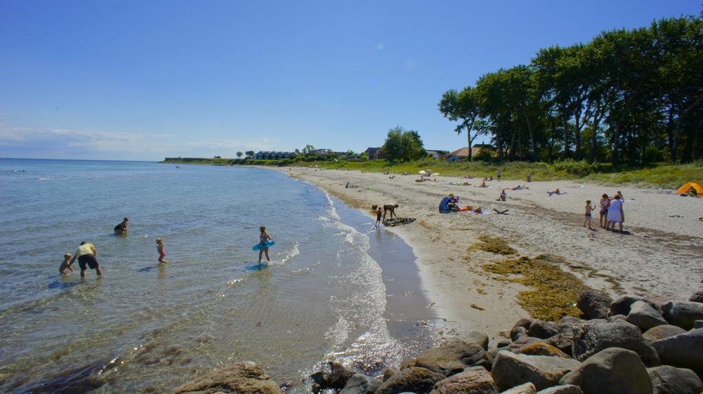 Ballen Badehotel Tranebjerg Bagian luar foto